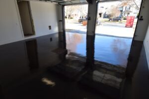 6_high_gloss_garage